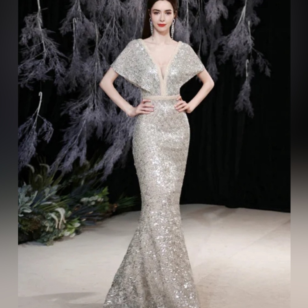 Silver Mother of the Bride Mermaid Formal Dress - Picture 2 of 6
